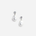 Mottled Pearl Earrings
