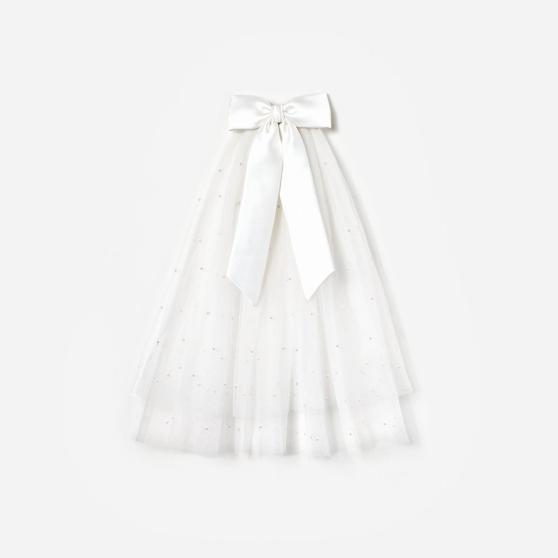 Satin Bow Embellished Veil